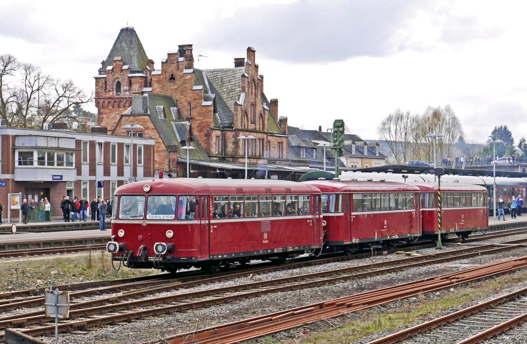 Und sonntags mit der Oleftalbahn…